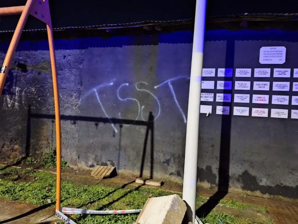 Agrupación internacional estaría tras ataque incendiario a sede de motoqueros en Romeral