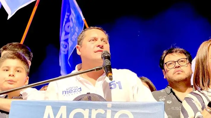 Mario Meza, con arresto domiciliario nocturno, es reelecto alcalde de Linares por tercera vez consecutiva