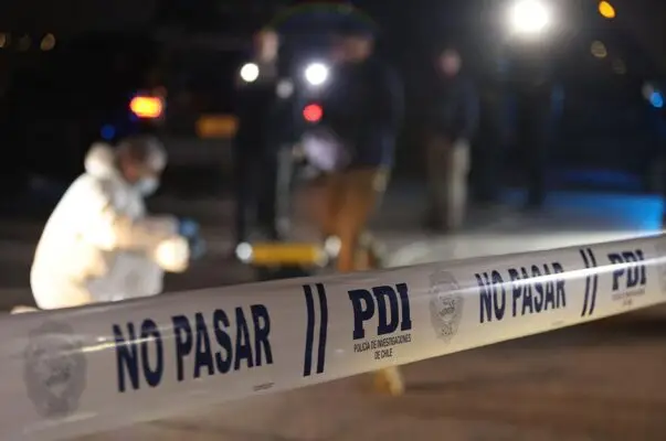 Sujetos que apuñalaron a mujer en Constitución fueron formalizados por robo con violencia