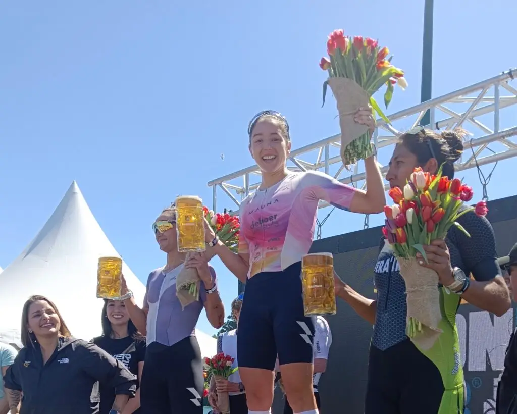 Macarena Salazar gana la primera edición del Ironman 70.3 de Valdivia 2024