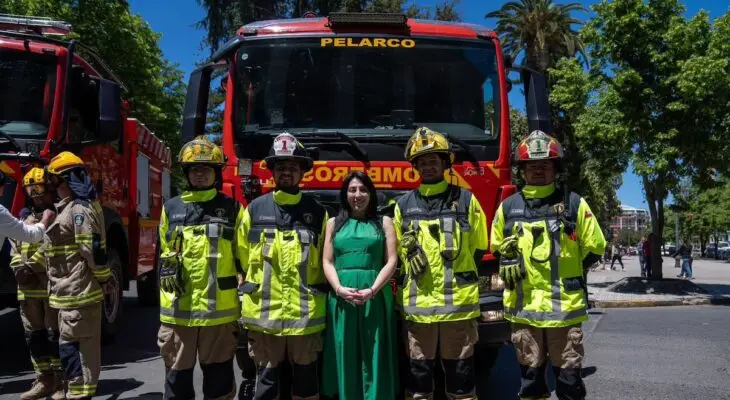 Gobierno Regional entrega nuevos carros a Bomberos de la región del Maule