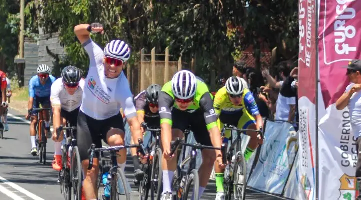 Mandel Márquez se quedó con la primera etapa de Curicó Tour 2024