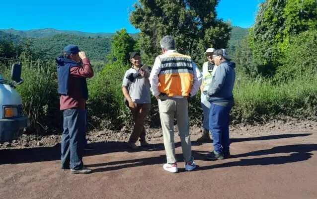 Vecinos de La Montaña de Teno se manifiestan por exceso de polvo y exigen pavimentación
