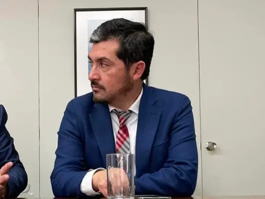 Hugo Rey y proyecto que cesa a autoridades que consuman drogas: “Queremos altos cargos públicos sin dependencia”