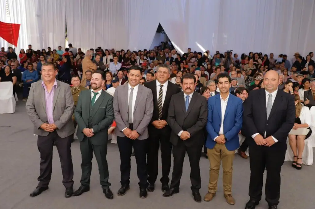 Alcalde Claudio Reyes tomó el mando del municipio de Licantén: “Siempre van a estar las puertas abiertas”