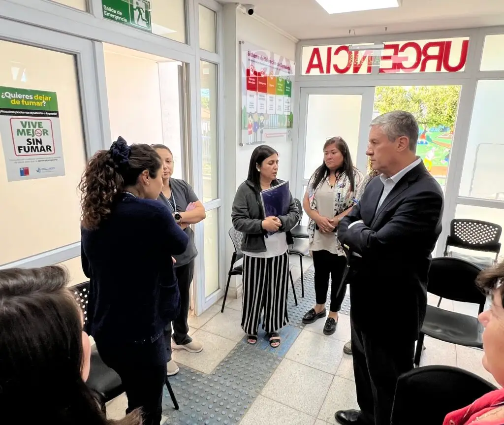 Municipio de Romeral comprometió mejoras a corto plazo en Cesfam local