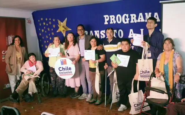 Egresados del Programa TVI en Molina recibieron reconocimiento en Día Internacional de la Discapacidad