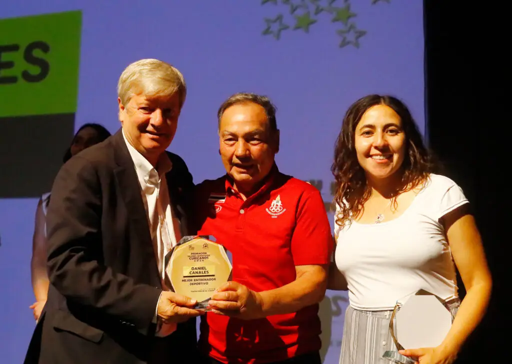 Daniel Canales fue distinguido como Mejor Entrenador del 2024
