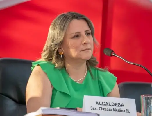 Alcaldesa respalda al Centro TEA Rauco y llama a apoyar rifa solidaria para cubrir necesidades básicas