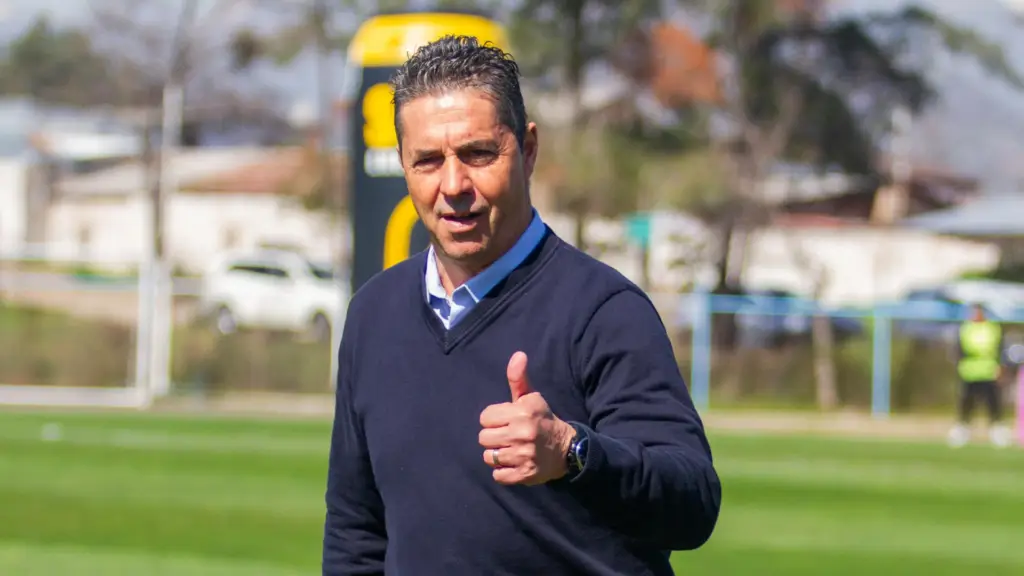 Almandoz ya trabaja en el plantel 2025 de Curicó Unido