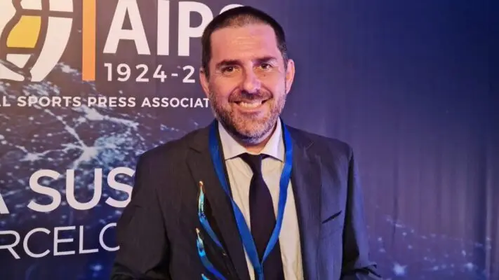 Cristián Arcos es el nuevo Premio Nacional de Periodismo Deportivo 2024