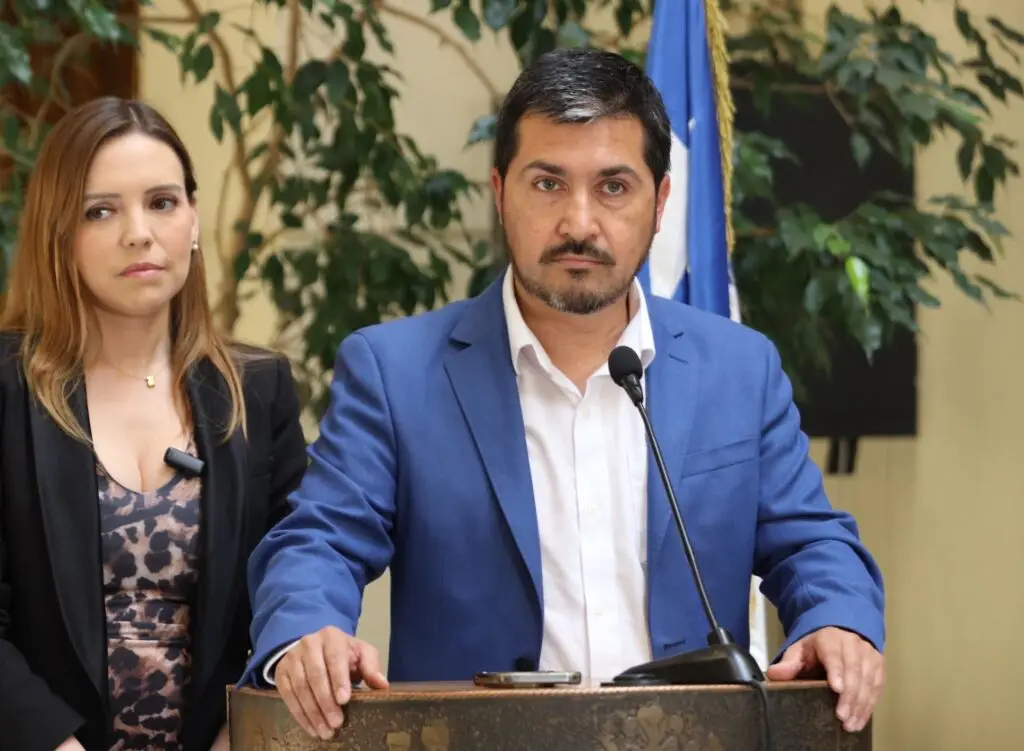 Diputado Rey apoya proyecto para que recintos de salud implementen accesibilidad para personas TEA