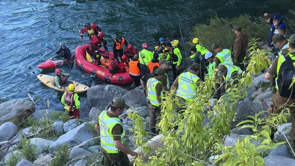 Dos hermanos murieron tras lanzarse al Río Ñuble para salvar a su madre