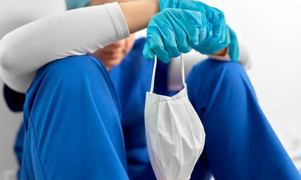 Funcionarios de la Salud Municipal de Curicó en alerta tras anuncios de términos de contratos