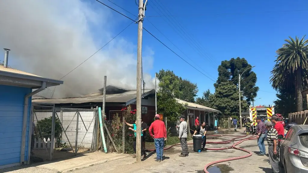Incendio afectó instalaciones de la posta rural en Putú