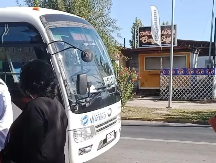 Conductor de minibús que manejaba ebrio desde Curicó a Iloca fue detenido