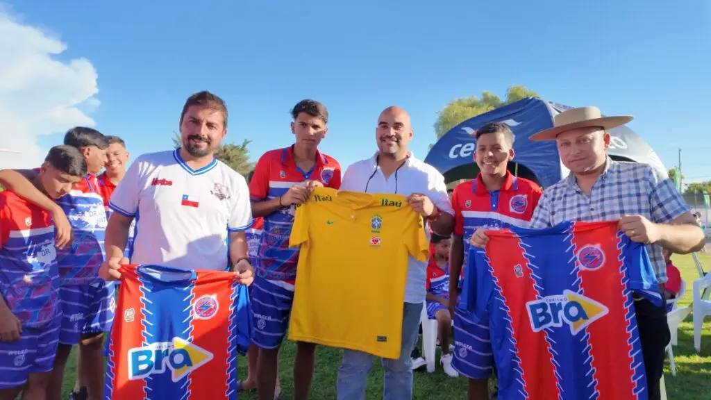 Torneo Internacional Infantil de Fútbol de la Provincia de Curicó se inauguró en Molina