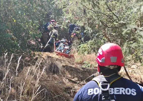 Hombre rescatado tras caída en el Cerro Condell de Curicó evoluciona favorablemente