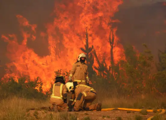 Cauquenes y Curepto se mantienen bajo Alerta Amarilla por incendios forestales