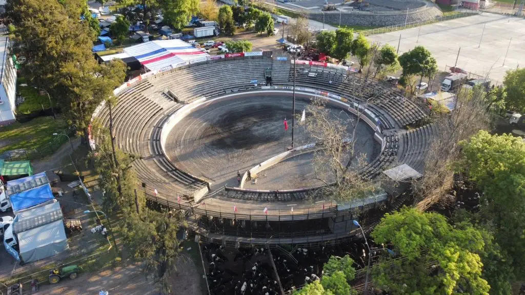 Vendimia Curicó: Complejo Deportivo Estadio La Granja es presentado como propuesta para la versión 2025