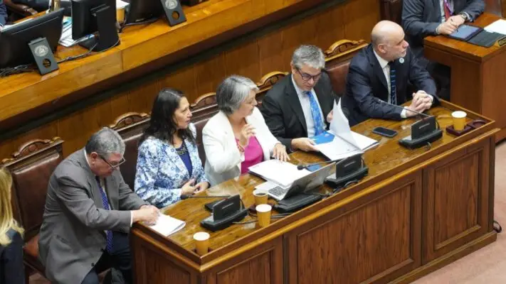 Senado aprueba con amplio margen la reforma de pensiones