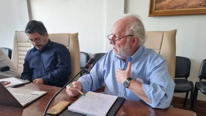Undurraga revive polémica de "concejales viajeros" tras asistir a la Fiesta del Chivo en Malargüe