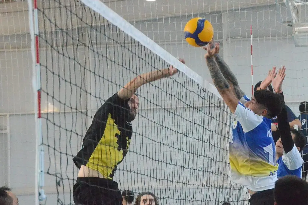 Club Flex celebra su 3er aniversario con un torneo de vóleibol en Curicó