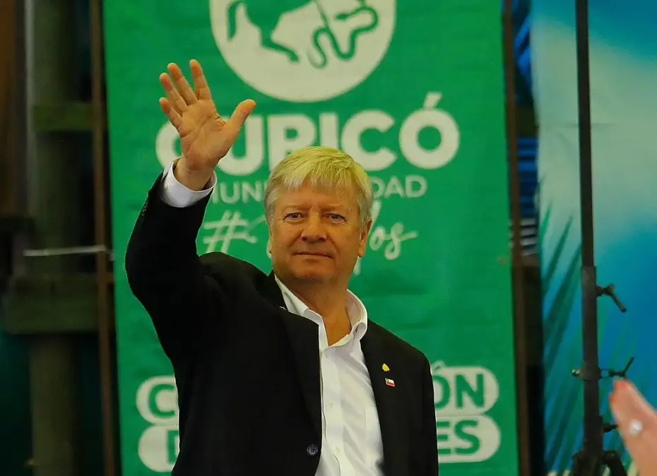 Alcalde de Curicó defendió denuncia por amenazas de muerte en su contra