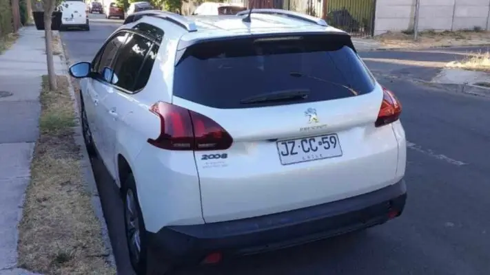 Robo en Villa Marista de Curicó: Anciana víctima de robo y posterior sustracción de vehículo