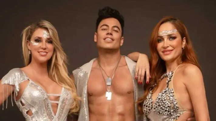 Fanáticos acampan para asegurar entradas del Festival de la Voz de Licantén