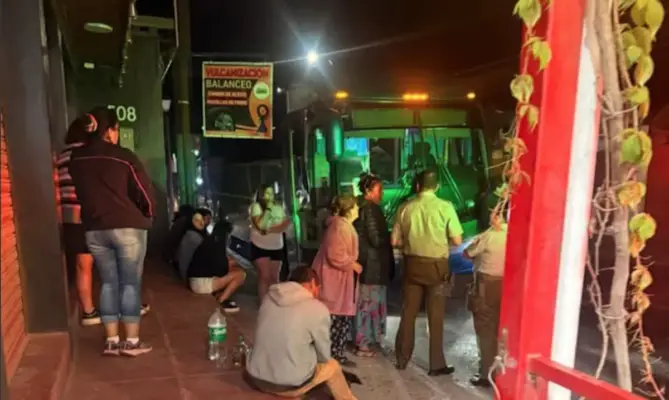 Intoxicación masiva en paseo de adultos mayores organizado por la Municipalidad de Talca