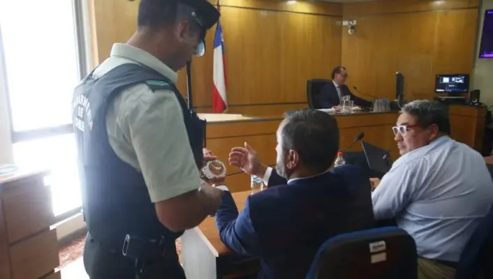 Defensa de diputado Pulgar apela la prisión preventiva y sostiene su inocencia