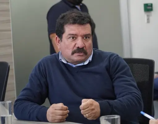 Alcalde de Licantén criticó a las autoridades tras exponer ante comisión del Congreso por desbordes del Río Mataquito
