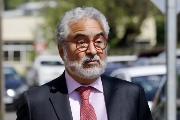 Quedó con arresto domiciliario: Luis Hermosilla sale de la cárcel