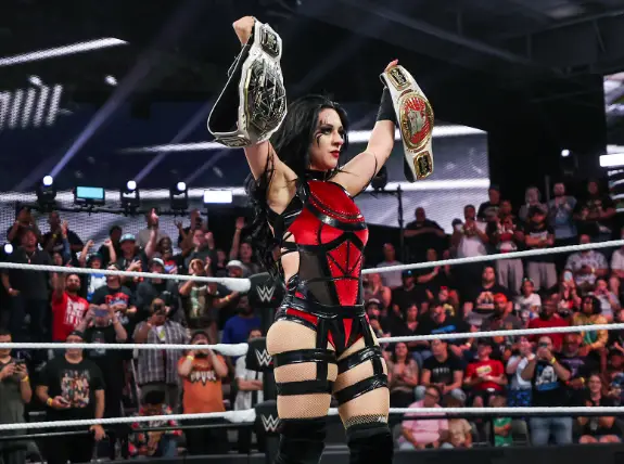 Stephanie Vaquer se mantiene como bicampeona en NXT de WWE