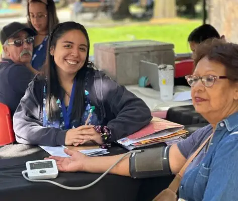 Municipio de Molina realizó operativo de salud para mujeres en la Plaza de Armas