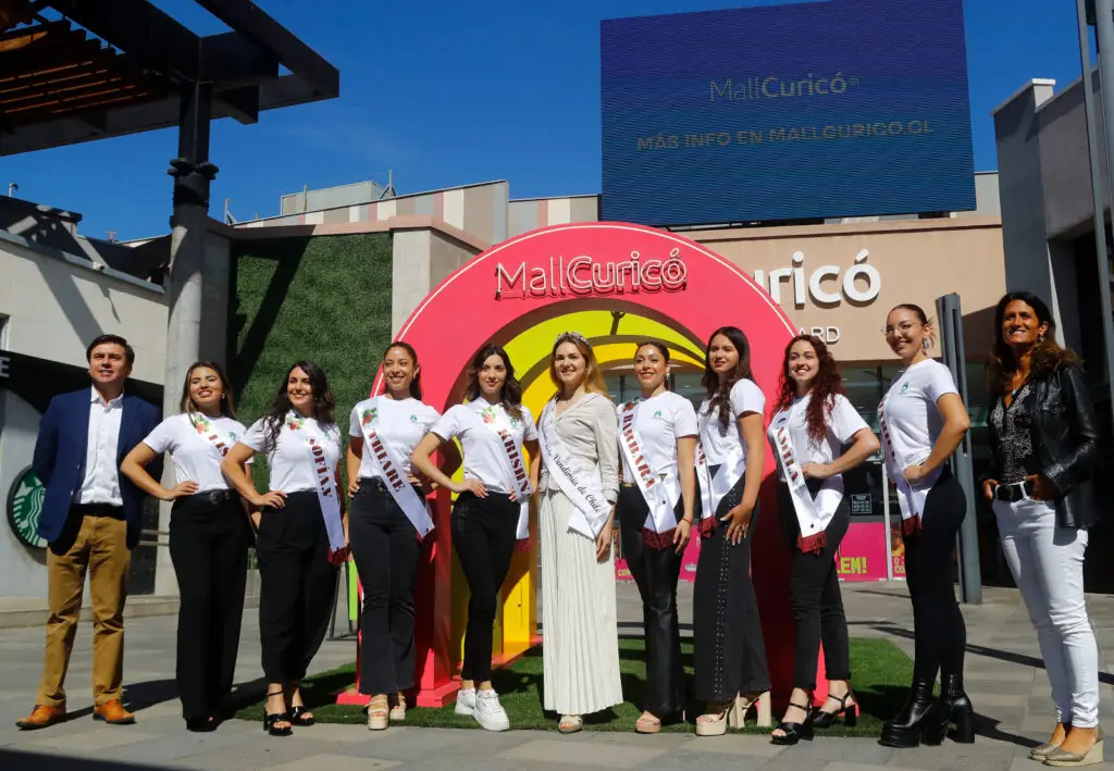 Candidatas a reina de la Fiesta de la Vendimia de Curicó se presentaron ante los medios de comunicación