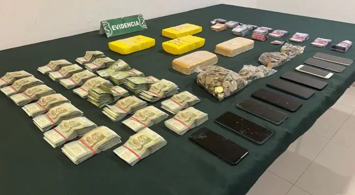 Persecución policial en Curicó termina con un detenido y millonario decomiso de cocaína