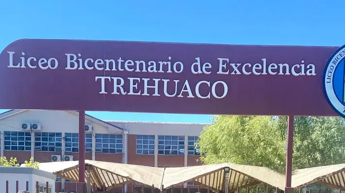 Alumno deja en estado grave a profesora tras agredirla en Ñuble
