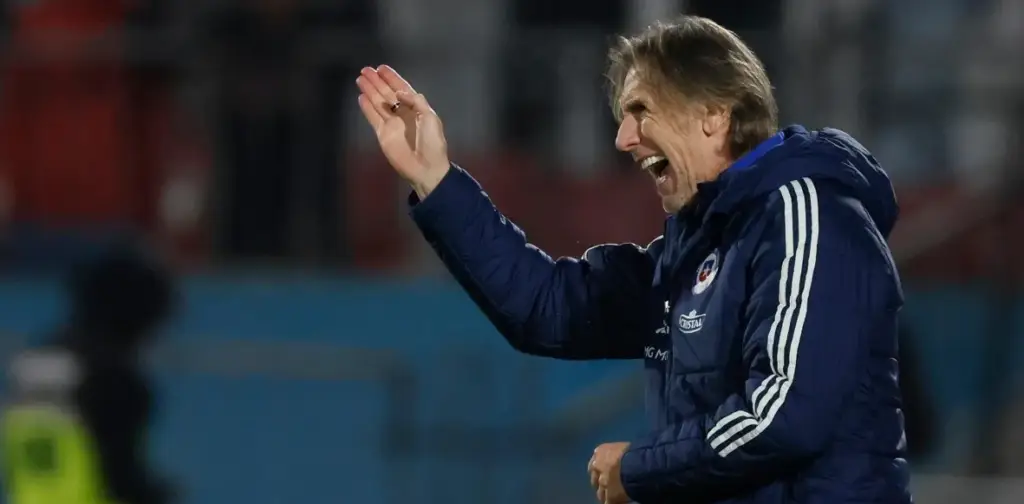 Ricardo Gareca sigue dirigiendo la Selección Chilena