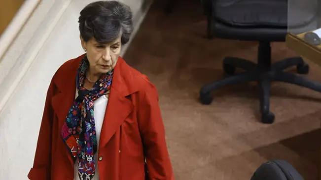 Tribunal Constitucional destituyó a la senadora Isabel Allende