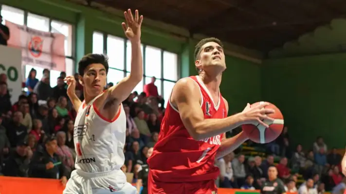 El base campeón con Colo Colo que se ilusiona con llevar a Liceo Curicó a lo más alto