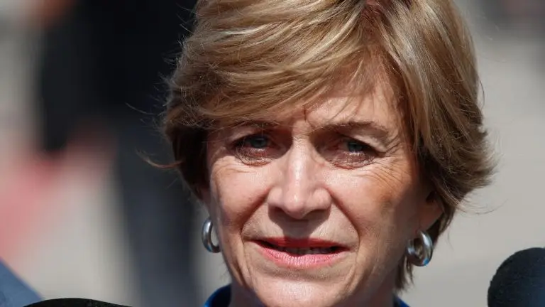 Cadem: Evelyn Matthei sube en preferencias presidenciales y rechazo transversal a escándalo de licencias médicas