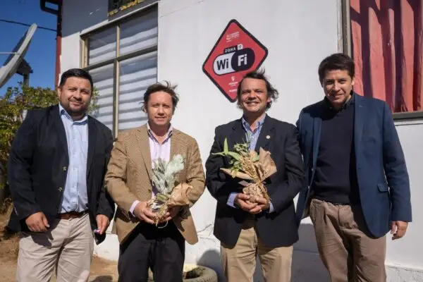 Boyeruca cuenta por primera vez con servicio a internet público 