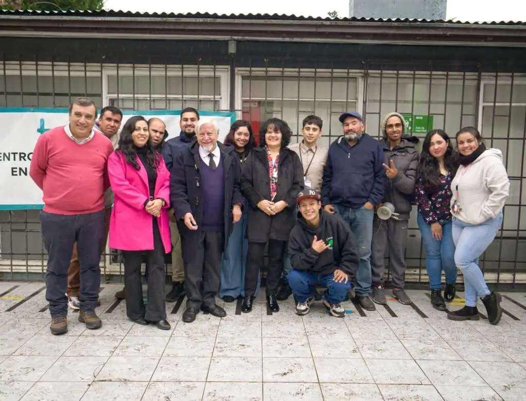 Diputado Celedón y seremi de Desarrollo Social visitaron Centro de Día del Hogar de Cristo en Talca