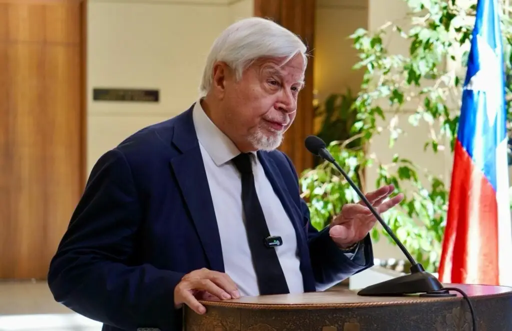 Diputado Celedón: “La derecha debe reflexionar sobre la opción de Evelyn Matthei como candidata presidencial”