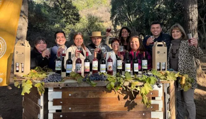 Todo listo para la tradicional Fiesta de la Chicha de Rincón de Mellado: Tres días de música, sabor y folclore
