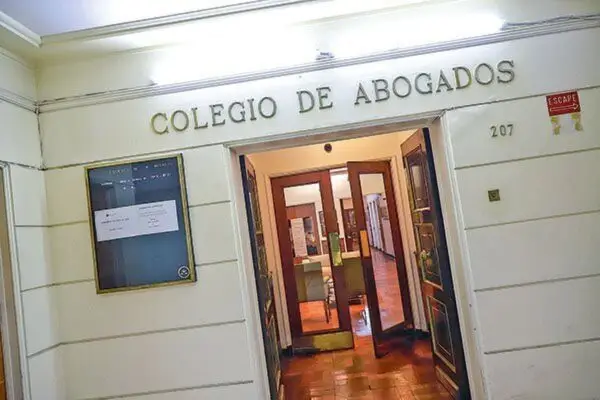 Abogado curicano denunciado por estafa había sido suspendido por la Corte de Apelaciones de Talca
