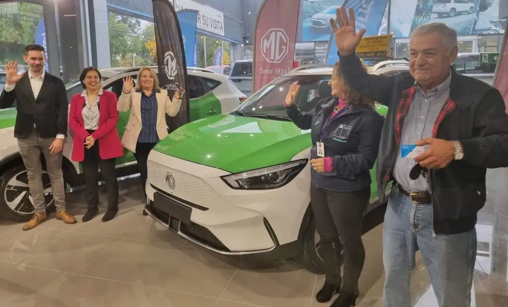 Curicó avanza en electromovilidad: Se posiciona como la cuarta ciudad del país con más taxis colectivos eléctricos