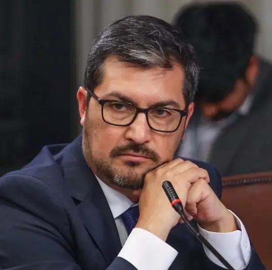 Diputado Hugo Rey asume presidencia de la Comisión Investigadora del Caso Bruma